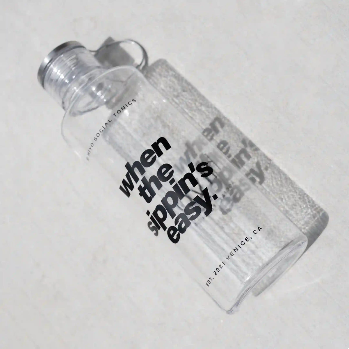 sippin's easy water bottle